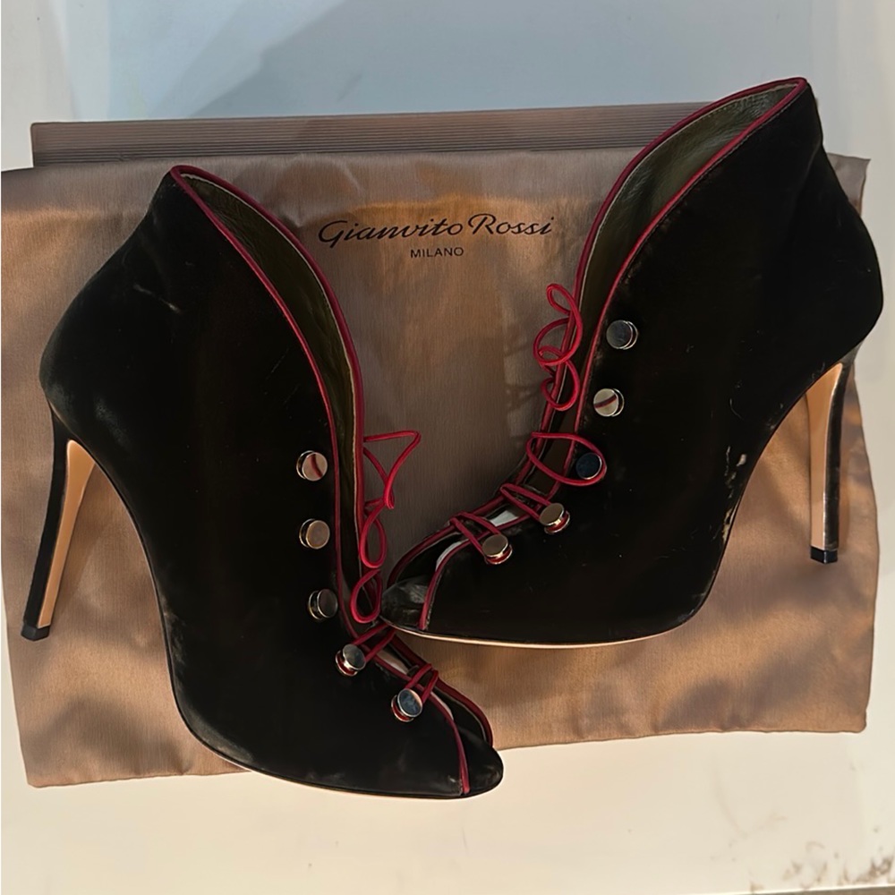 GIANVITO ROSSI Miral  Velvet Ankle Boots - Picture 6 of 9